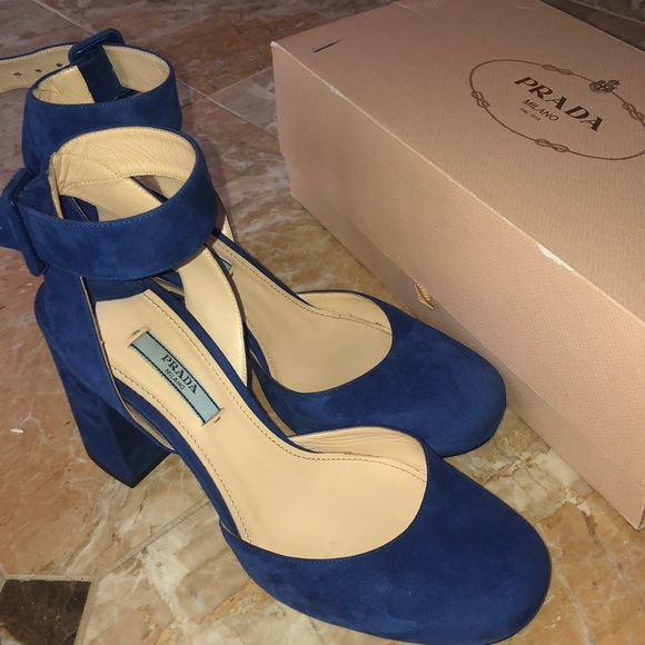 Stunning Blue Prada Heels - Picture 8 of 8